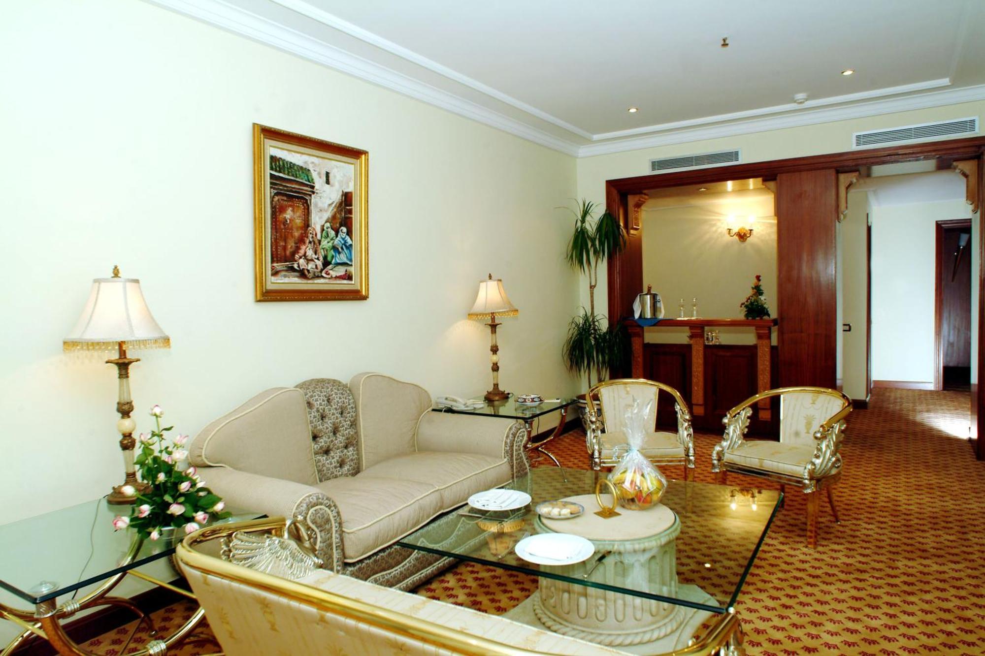 فندق رمادا